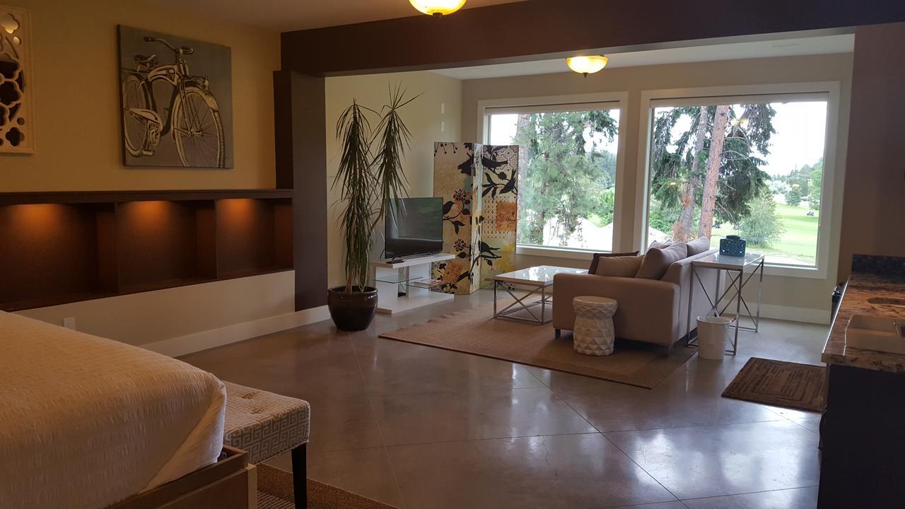 Teehouse Bed & Breakfast West Kelowna Exterior photo